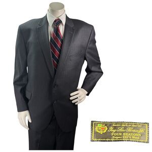 Loro Piana Mens 2pc Suit Sz 50S 44x28 Four Seasons Super 130s Striped Gray Wool